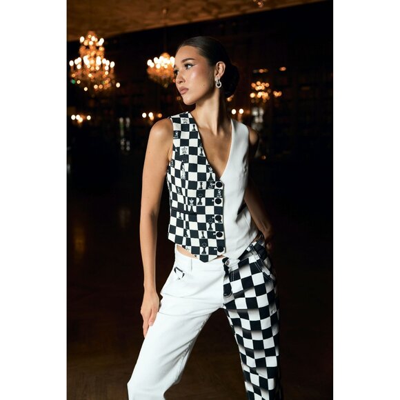 LUCIANA VEST - Picture 1 of 4